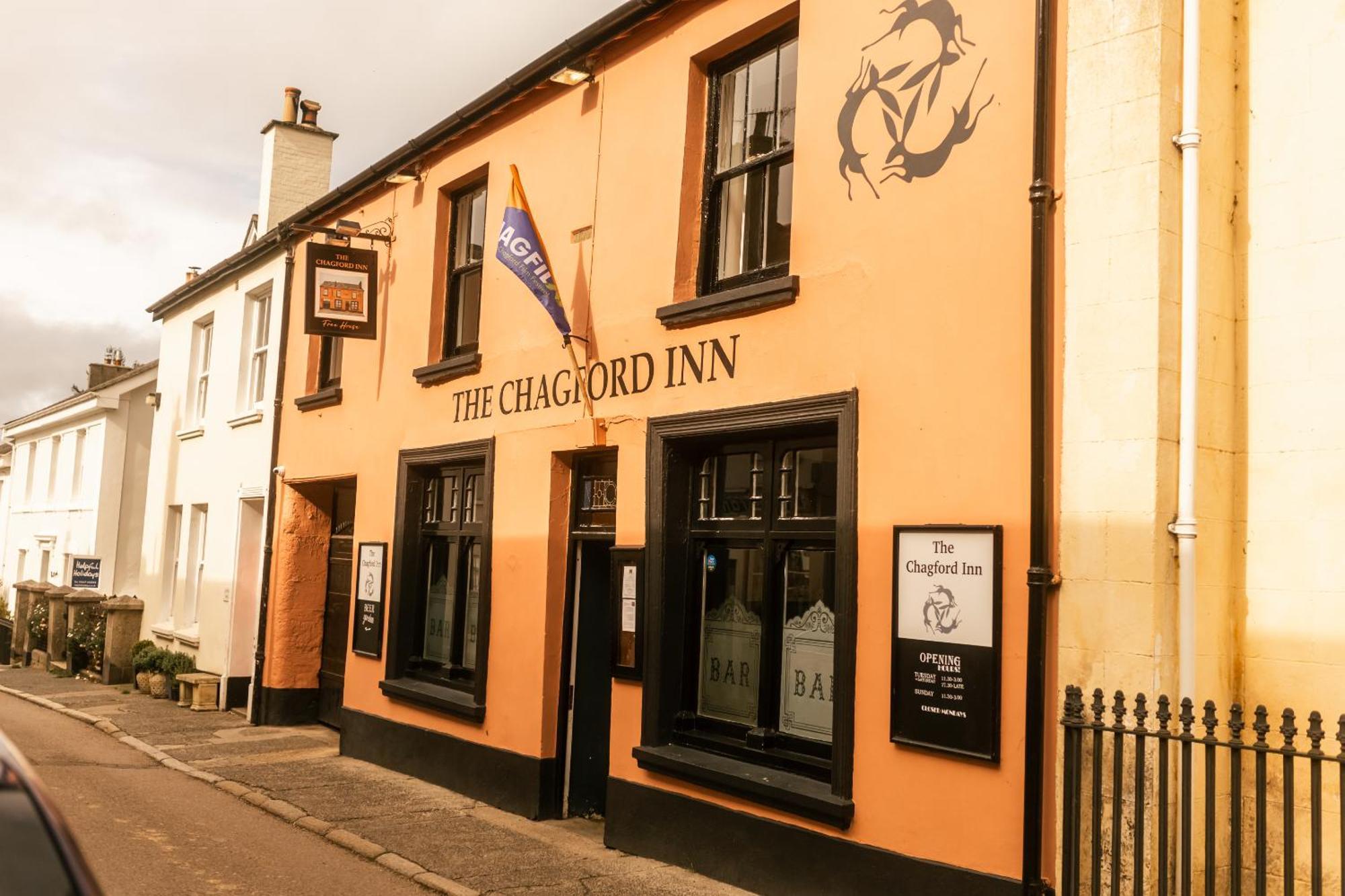 The Chagford Inn Exterior photo